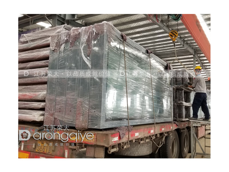 河南洛陽公交候車亭