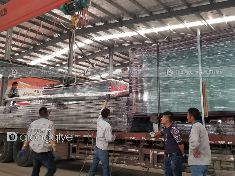 徐州公交候車亭發(fā)貨案例