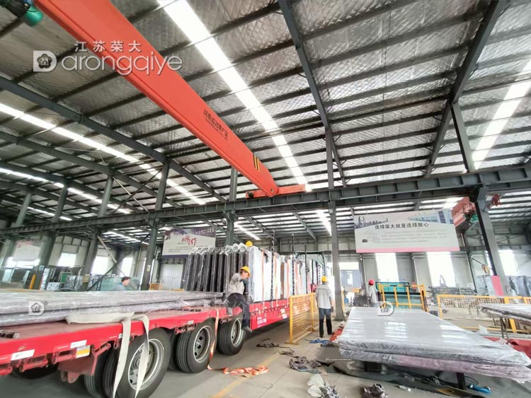 俄羅斯智能公交站臺(tái)案例