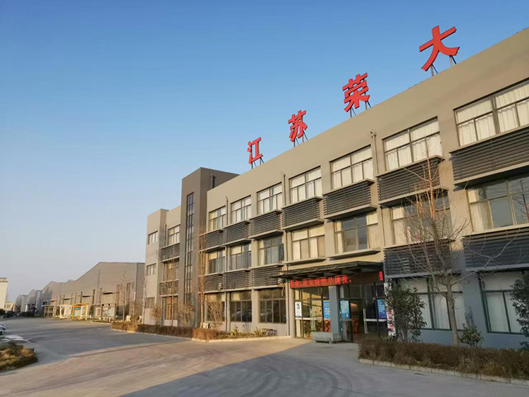 智慧公交車站臺(tái)廠家榮大廠區(qū)實(shí)拍